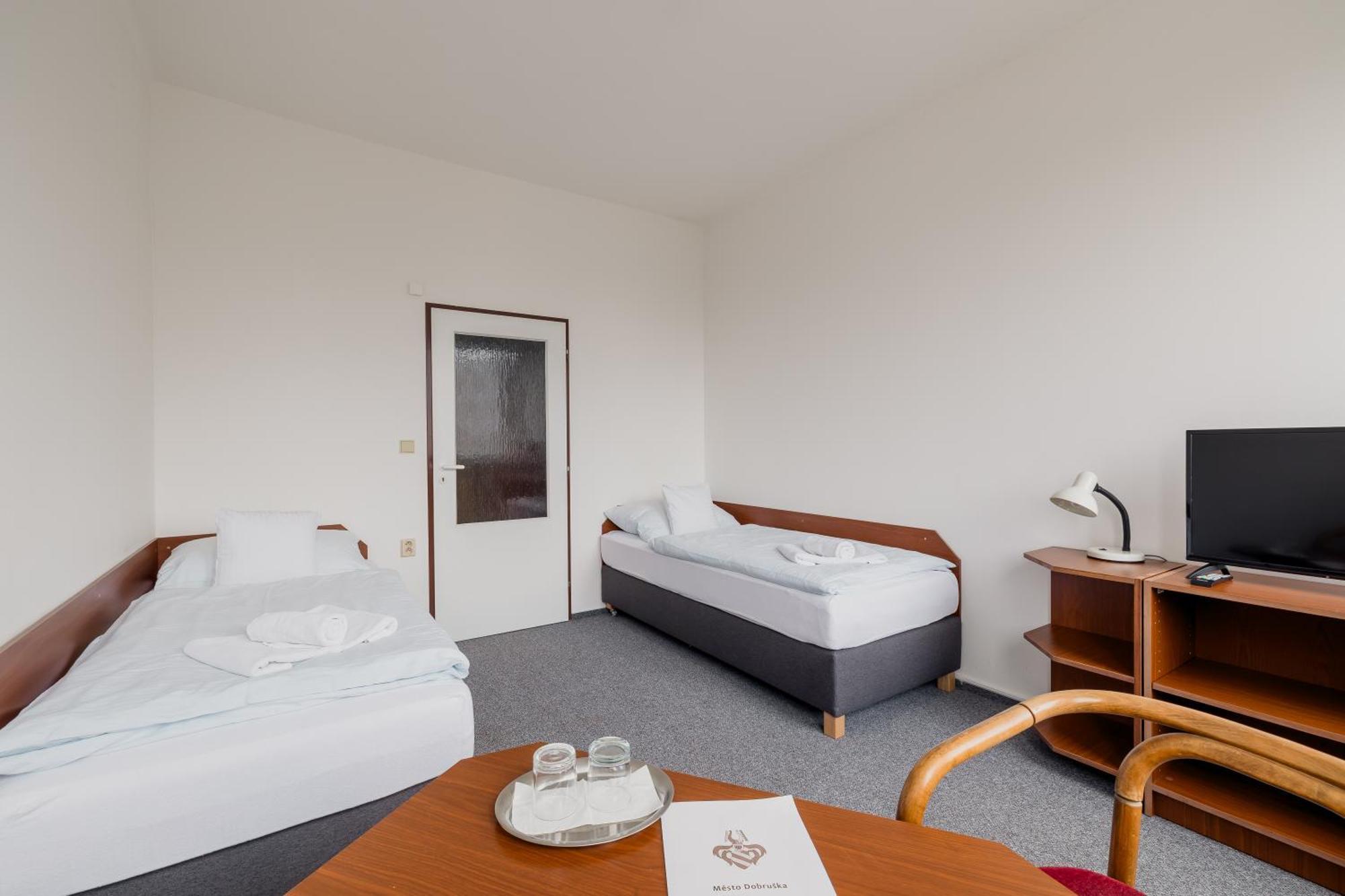 Hotel Добрушка Экстерьер фото