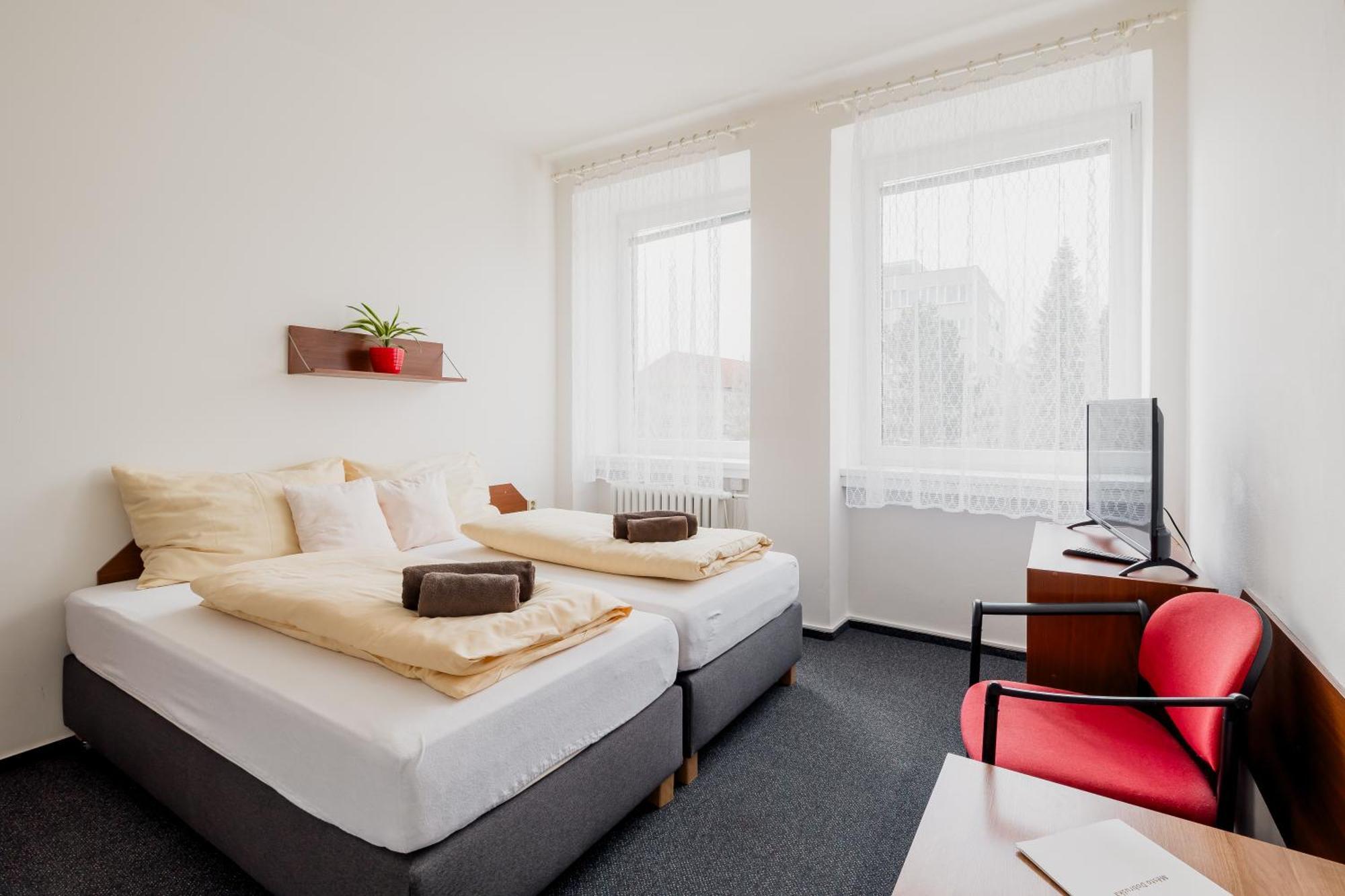 Hotel Добрушка Экстерьер фото